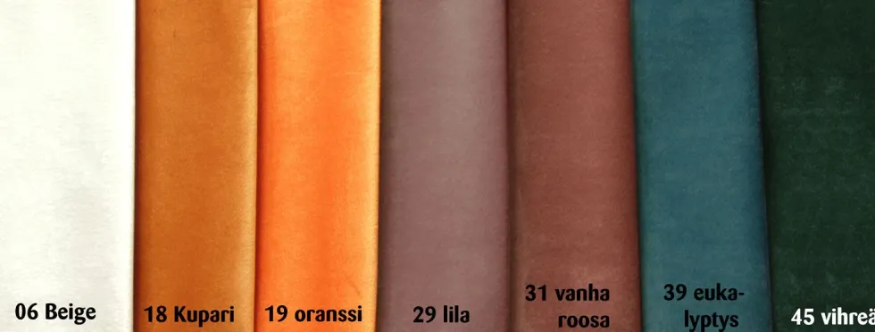 Amelie samettisohva divaanilla, Vihreä