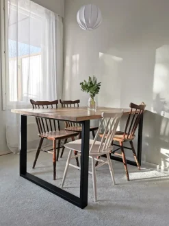 Edna ruokapöytä 140 x 90 cm ruskea, mustat metallijalat