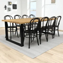 Koski tammi ruokaryhmä Bistro tuoleilla kahdeksalle