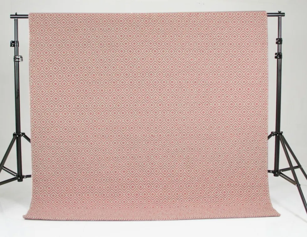 Käsinkudottu Fantasy villamatto roosa, 160x230 cm