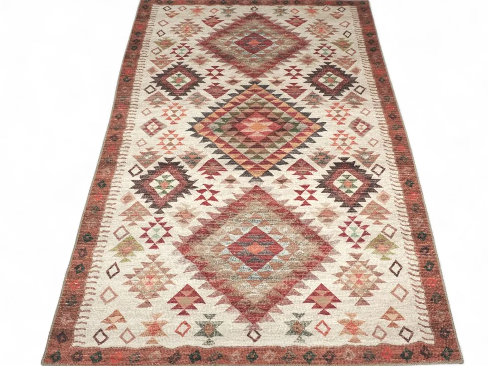 Monifa matto, eri kokoja