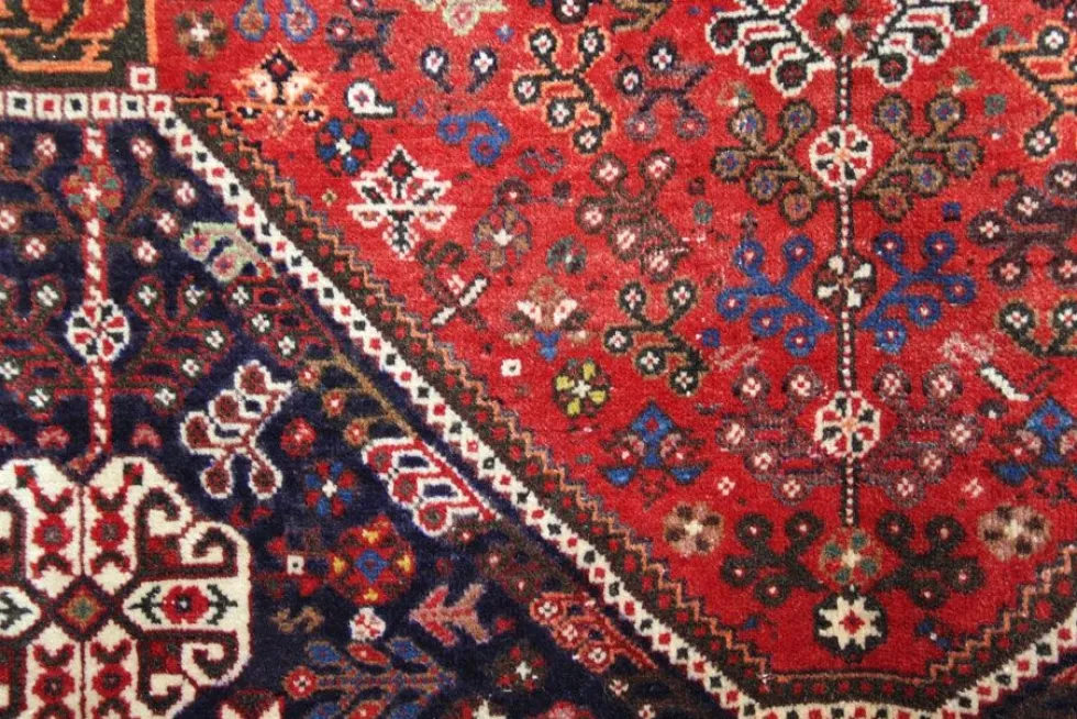 Persialaismatto Kashgai 27827, 162x192 cm