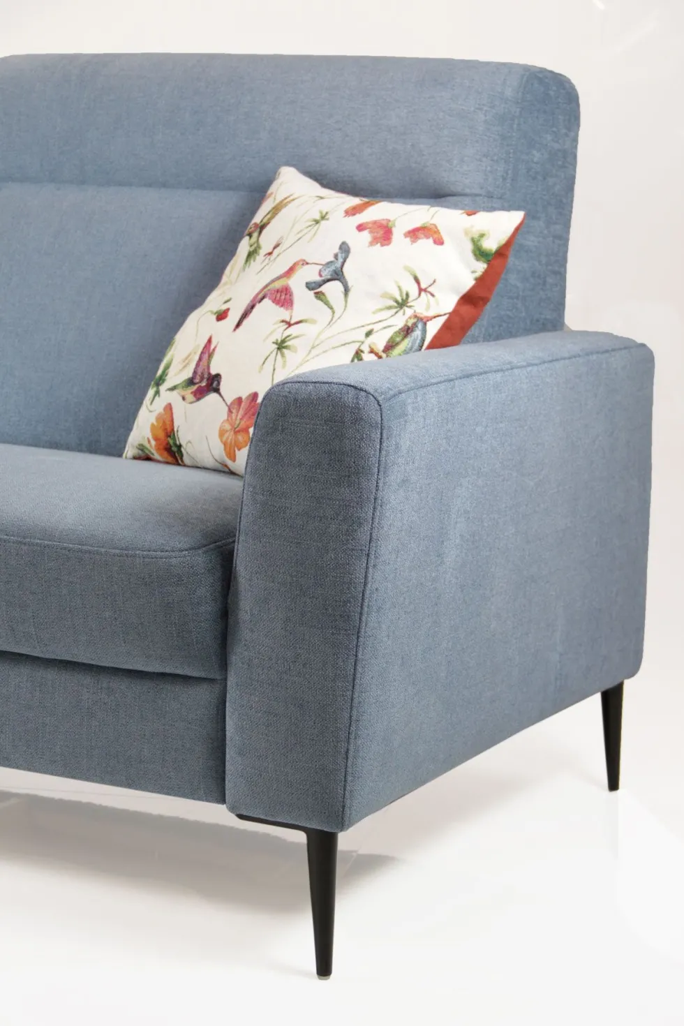 PK Furniture Paris 3-ist sohva, eri värivaihtoehtoja