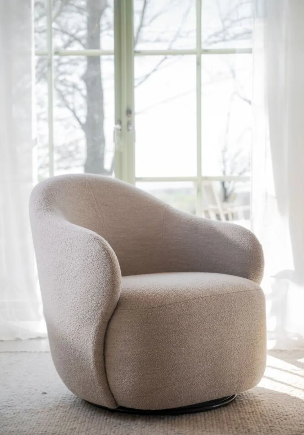 Rowico Chapeltown lepotuoli, vaalea beige