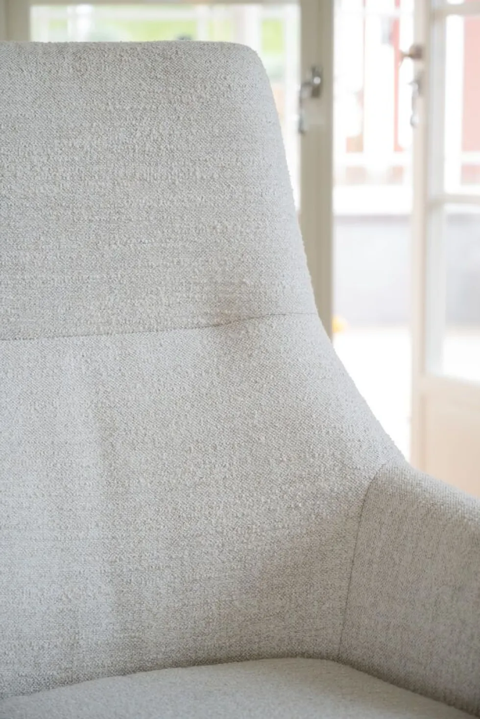 Rowico Conroe lepotuoli, vaalea beige