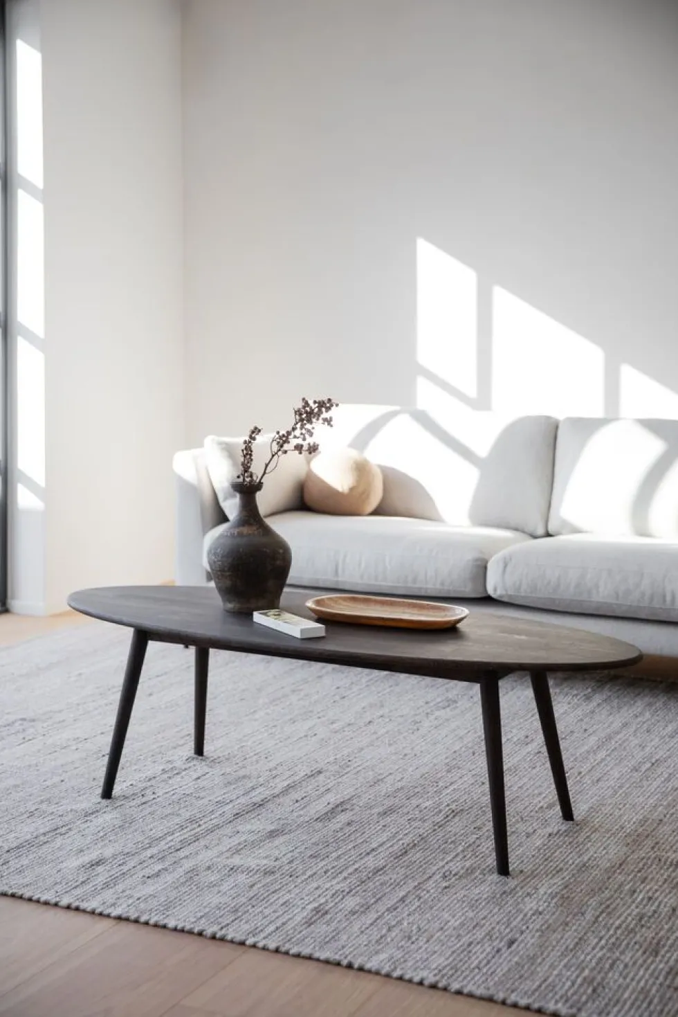 Rowico Tompkins sohvapöytä 150x60, ruskea tammi