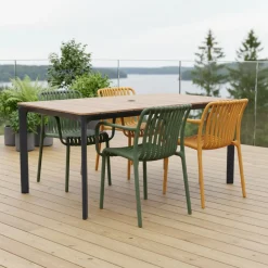 West terassipöytä + 4 Brandon tuolia, eri värejä